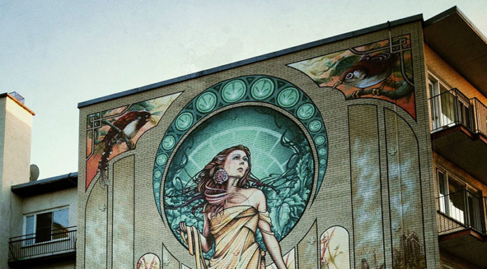 Impressive five-story “Our Lady of Grace” graffiti mural