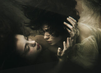 The underwater nudes of Mira Nedyalkova